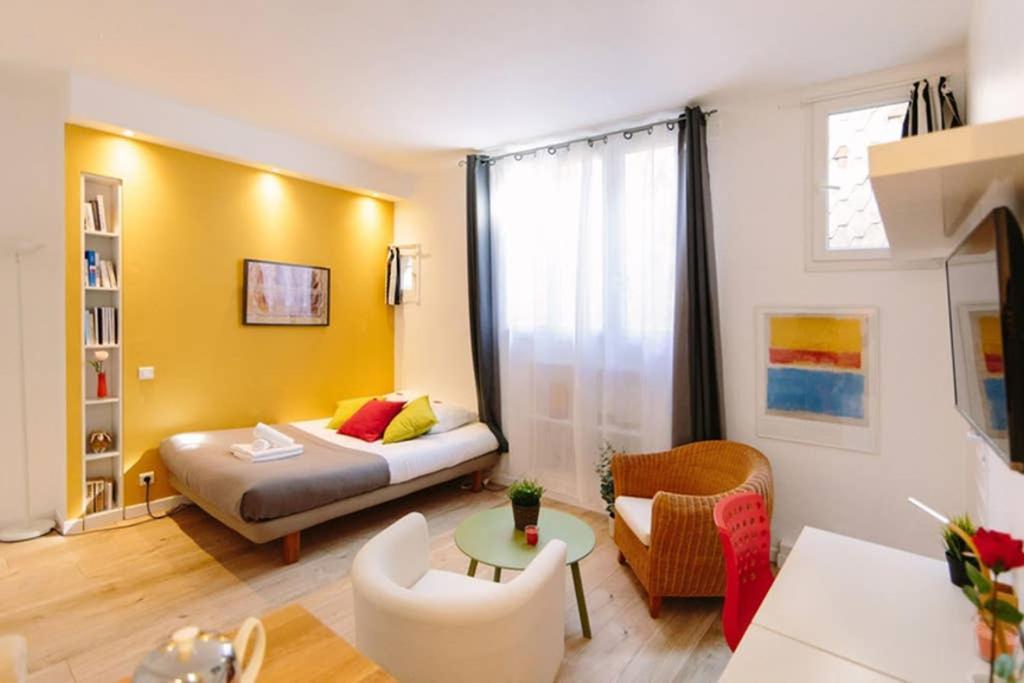 Lulu, Le Studio Du Chateau Lägenhet Nantes Exteriör bild