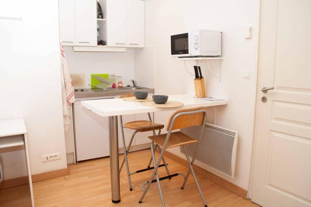 Lulu, Le Studio Du Chateau Lägenhet Nantes Exteriör bild