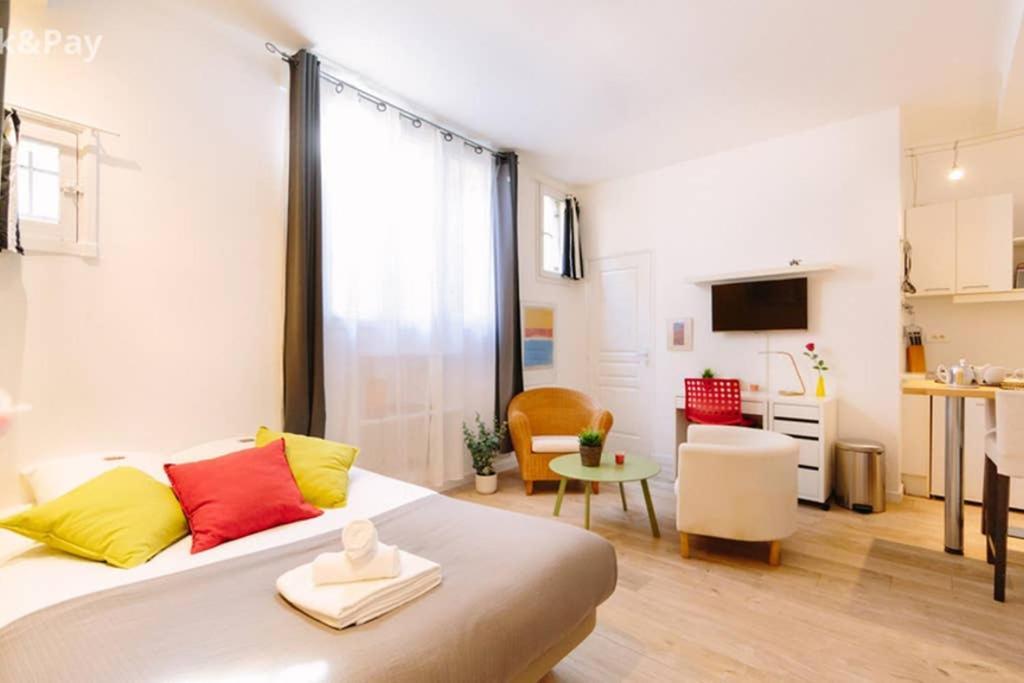 Lulu, Le Studio Du Chateau Lägenhet Nantes Exteriör bild
